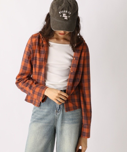 FOREVER 21（フォーエバー トゥエンティーワン）の「【2025SS】チェックフーディコンパクトシャツ（シャツ/ブラウス・レディース・ブラック/ブルー/オレンジ・FREE）」の10枚目の写真