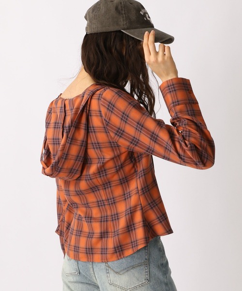 FOREVER 21（フォーエバー トゥエンティーワン）の「【2025SS】チェックフーディコンパクトシャツ（シャツ/ブラウス・レディース・ブラック/ブルー/オレンジ・FREE）」の11枚目の写真