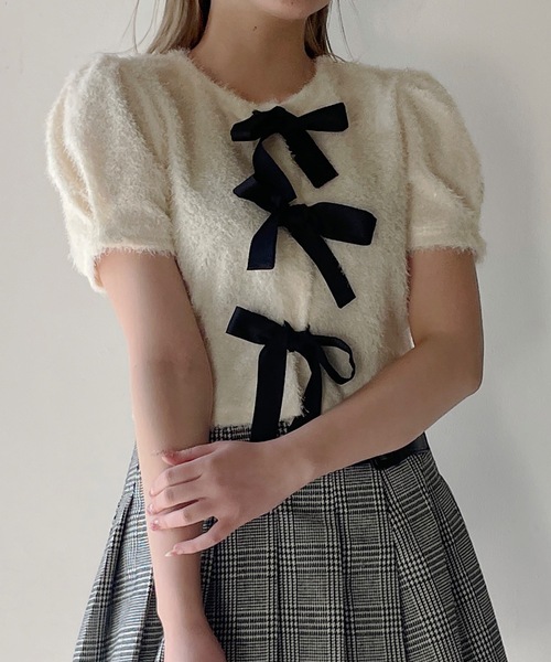 one way(ワンウェイ)の「フェザーリボンカーディガン(カーディガン/ボレロ・レディース・ブラック/グレー/ホワイト・FREE)」の20枚目の写真