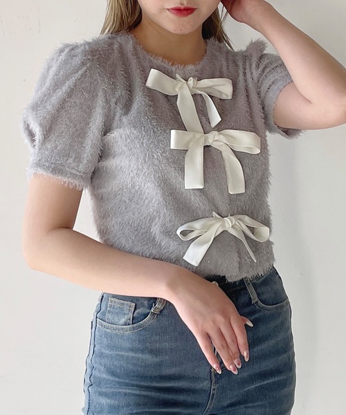 one way(ワンウェイ)の「フェザーリボンカーディガン(カーディガン/ボレロ・レディース・ブラック/グレー/ホワイト・FREE)」の4枚目の写真