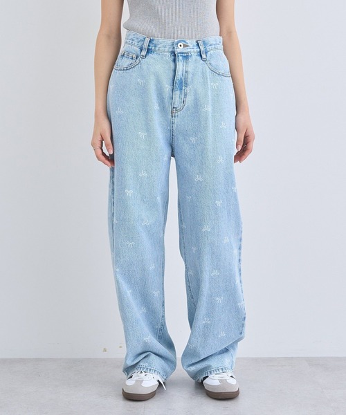 earth music&ecology（アースミュージックアンドエコロジー）の「リボンプリントデニムパンツ（デニムパンツ・レディース・ライトグレー/ライトインディゴブルー・S/M）」の7枚目の写真