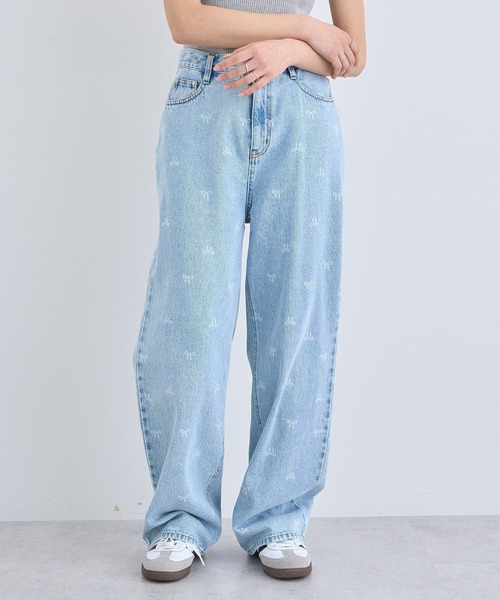 earth music&ecology（アースミュージックアンドエコロジー）の「リボンプリントデニムパンツ（デニムパンツ・レディース・ライトグレー/ライトインディゴブルー・S/M）」の8枚目の写真