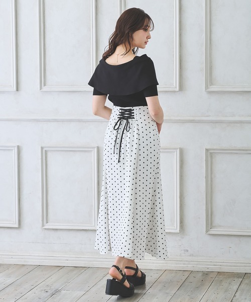 INGNI（イング）の「【WEB限定】バックレースアップマーメイドスカート（スカート・レディース・チャコールグレー/ブラック系その他3/ブラック/サックスブルー/ライトベージュ/ピンク/ボルドー/ブラウン/ブラウン系その他2/その他11/ホワイト系その他/ブラウン系4/イエロー系/ホワイト系1・M/L）」の3枚目の写真