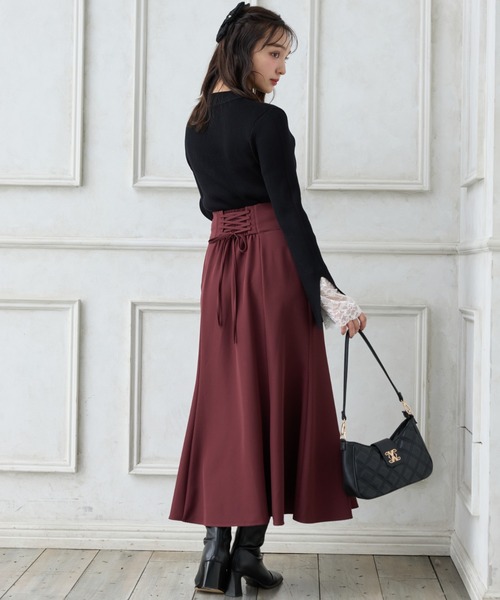 INGNI（イング）の「【WEB限定】バックレースアップマーメイドスカート（スカート・レディース・チャコールグレー/ブラック系その他3/ブラック/サックスブルー/ライトベージュ/ピンク/ボルドー/ブラウン/ブラウン系その他2/その他11/ホワイト系その他/ブラウン系4/イエロー系・M/L）」の12枚目の写真