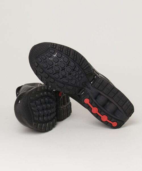 NIKE(ナイキ)の「(NIKE)AIR MAX DN(スニーカー・レディース・ホワイト/ブラック・24.0cm/25.0cm/23.0cm)」の4枚目の写真