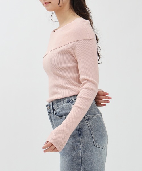 TRUDEA(トルディア)の「アシメオフショルラメニット(ニット/セーター・レディース・ベージュ/ライトグレー/ホワイト/ピンク・MEDIUM/LARGE)」の17枚目の写真