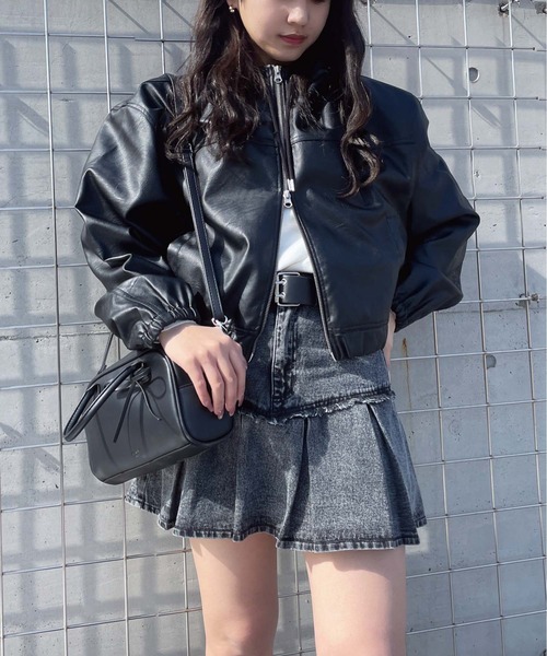 AS KNOW AS plus(アズノゥアズプラス)の「●アソートデザイン フード付きカジュアルブルゾン(デニム・フェイクレザー)(ブルゾン・レディース・ブラウン系その他/ブラック系その他/ブラック系/ブルー系/ベージュ系その他・FREE)」の16枚目の写真