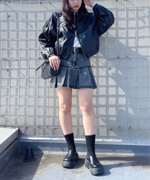 AS KNOW AS plus(アズノゥアズプラス)の「●アソートデザイン フード付きカジュアルブルゾン(デニム・フェイクレザー)(ブルゾン・レディース・ブラウン系その他/ブラック系その他/ブラック系/ブルー系/ベージュ系その他・FREE)」の22枚目の写真