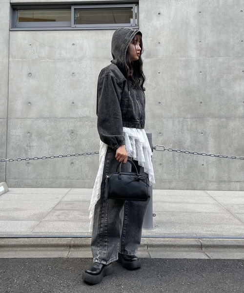 AS KNOW AS plus(アズノゥアズプラス)の「●アソートデザイン フード付きカジュアルブルゾン(デニム・フェイクレザー)(ブルゾン・レディース・ブラウン系その他/ブラック系その他/ブラック系/ブルー系/ベージュ系その他・FREE)」の10枚目の写真