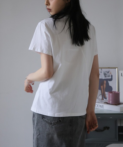 Ulysses(ユリシス)の「センターシームデザインTシャツ(Tシャツ/カットソー・レディース・ホワイト/ブラック/グレー・F)」の8枚目の写真