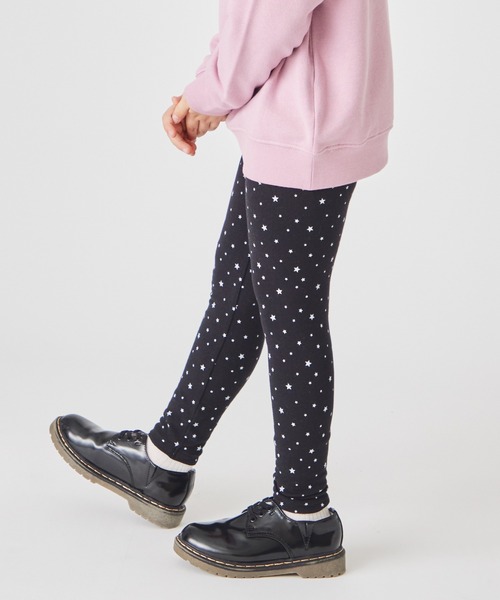 ever closet（エバークローゼット）の「総柄レギンス（レギンス/スパッツ・キッズ・モカ/チャコール/ブルー系その他/グレー系その他2/ネイビー/ホワイト系その他/ブラウン系その他/グレー系その他/ブラウン系その他4/ブラウン系その他6/ブラウン系その他7/オレンジ系1/ブラック系その他/ホワイト/グレー/ブラック系その他2・80ｃｍ/90cm/100cm/110cm/120cm/130cm/140cm/150cm）」の4枚目の写真