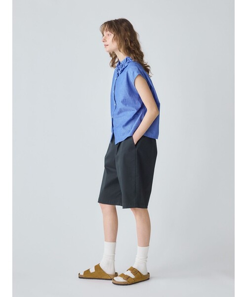 MidiUmi（ミディウミ）の「MidiUmi タックショートパンツ（その他パンツ・レディース・アイボリー/ベージュ/ネイビー・FREE）」の9枚目の写真