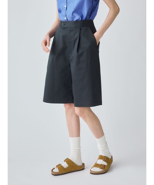 MidiUmi（ミディウミ）の「MidiUmi タックショートパンツ（その他パンツ・レディース・アイボリー/ベージュ/ネイビー・FREE）」の12枚目の写真