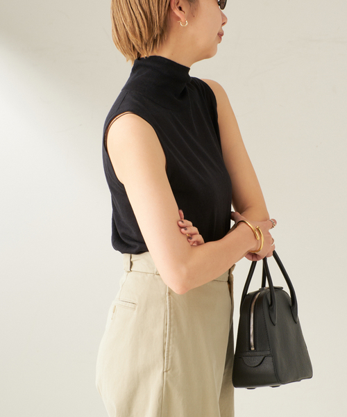 plage(プラージュ)の「silk/linen nuance プルオーバー(ニット/セーター・レディース・ブラック/カーキ・FREE)」の7枚目の写真