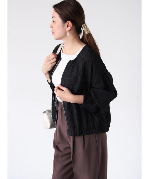 Lugnoncure（ルノンキュール）の「ノーカラーカットブルゾン（ブルゾン・レディース・オフホワイト/ブラック/グレー・F）」の9枚目の写真