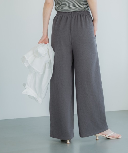 coca(coca)(コカ)の「EASYTECH ジェリースウェットワイドパンツ(スウェットパンツ・レディース・アイボリー/チャコール・S/M/L)」の11枚目の写真