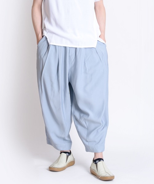 MARAI(マーライ)の「テーパードチノパンツ サルエルパンツ ゆったり(チノパンツ・レディース・ブラック/カーキ/ピンク/グレー/ベージュ・FREE)」の2枚目の写真