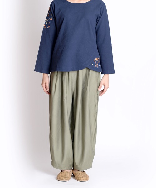 MARAI(マーライ)の「テーパードチノパンツ サルエルパンツ ゆったり(チノパンツ・レディース・ブラック/カーキ/ピンク/グレー/ベージュ・FREE)」の6枚目の写真