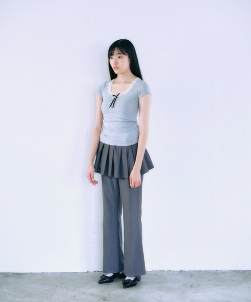 FCMM（エフシーエムエム）の「【日本限定】SHIRRING S/S TEE / シャーリングショートスリーブT（Tシャツ/カットソー・レディース・グレー/ブラック・SMALL/MEDIUM）」の11枚目の写真