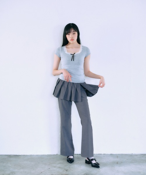 FCMM（エフシーエムエム）の「【日本限定】SHIRRING S/S TEE / シャーリングショートスリーブT（Tシャツ/カットソー・レディース・グレー/ブラック・SMALL/MEDIUM）」の10枚目の写真