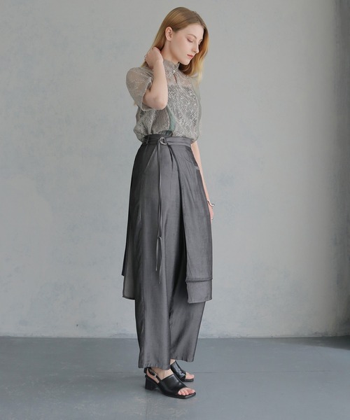 &g'aime(アンジェム)の「【&g'aime】カーブパネルメッシュトップス "Curved Panel Mesh Tops(シャツ/ブラウス・レディース・ブラック/グレイッシュベージュ・FREE)」の18枚目の写真