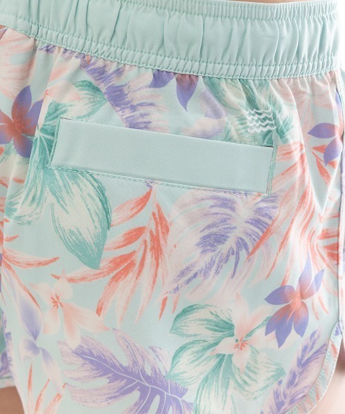 BILLABONG GIRL(ビラボンガール)の「BILLABONG レディース SHADOW TROPIC SHORT BOARDSHORTS ボードショーツ 【2025年春夏モデル】/ビラボンウエストゴムUVケア花柄サーフトランクス・ボードショーツ(水着)(水着・レディース・ブルー/マルチ・MEDIUM/LARGE/SMALL)」の7枚目の写真