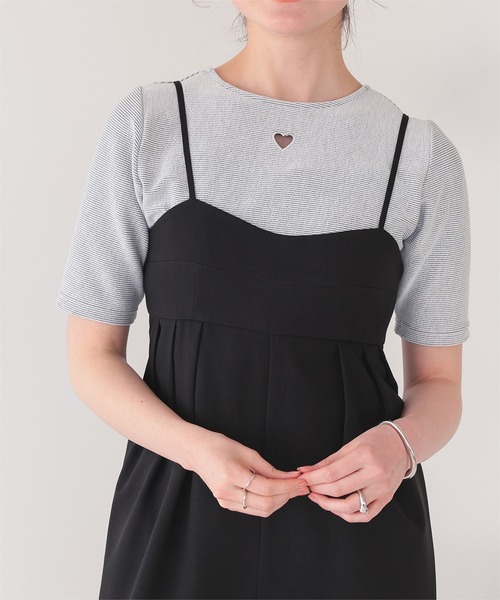 titivate(ティティベイト)の「ハートカット刺繍前後2wayハーフスリーブTシャツ(Tシャツ/カットソー・レディース・ブラック/ホワイト/ダークネイビー/レッド/アイボリー・M/S/L)」の2枚目の写真