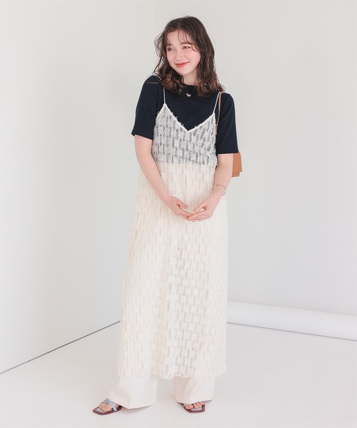 titivate(ティティベイト)の「ハートカット刺繍前後2wayハーフスリーブTシャツ(Tシャツ/カットソー・レディース・ブラック/ホワイト/ダークネイビー/レッド/アイボリー・M/S/L)」の18枚目の写真