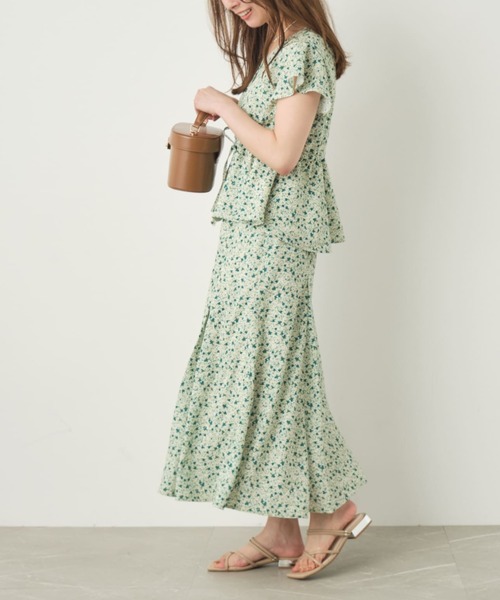 COHINA(コヒナ)の「プチフラワープリントナロースカート 【低身長・小柄女性】(スカート・レディース・パープル/イエロー・XS-Short/XS-Regular)」の20枚目の写真