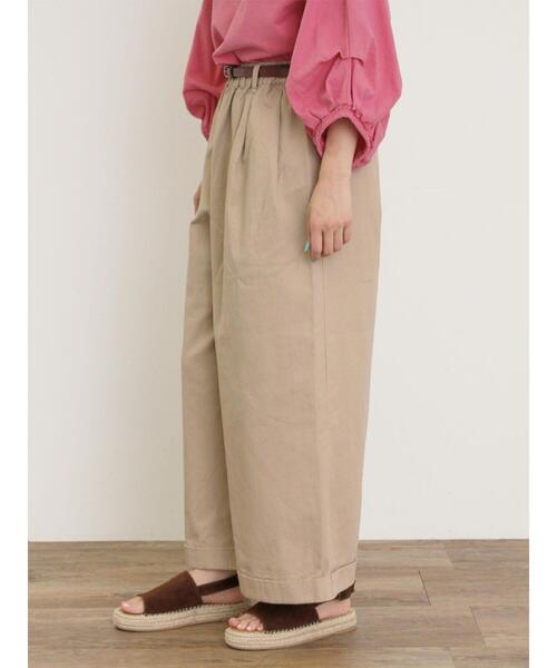Samansa Mos2（サマンサ モスモス）の「【S/Mサイズ】ベルト付きチノワイドパンツ（その他パンツ・レディース・チャコールグレー/ベージュ/グリーン・M/S）」の2枚目の写真