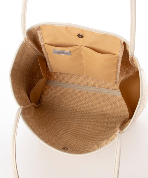 cache cache(カシュ カシュ)の「カシュカシュ cachecache / 雑材風通しハンドルトート(トートバッグ・レディース・アイボリー/ブラック/ブラック系その他/グリーン・FREE)」の7枚目の写真