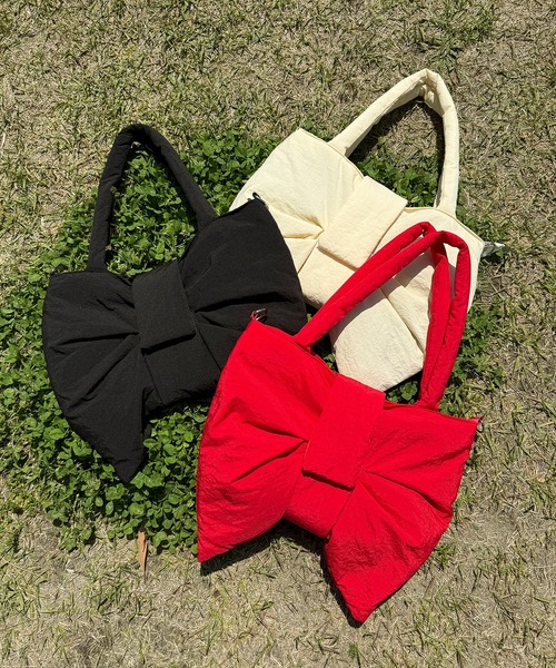 kutir（クティール）の「kutirlune／2way ビッグリボンバッグ（ショルダーバッグ・レディース・イエロー/ブラック/レッド・FREE）」の4枚目の写真