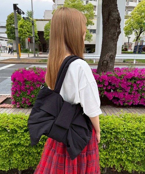 kutir（クティール）の「kutirlune／2way ビッグリボンバッグ（ショルダーバッグ・レディース・イエロー/ブラック/レッド・FREE）」の15枚目の写真