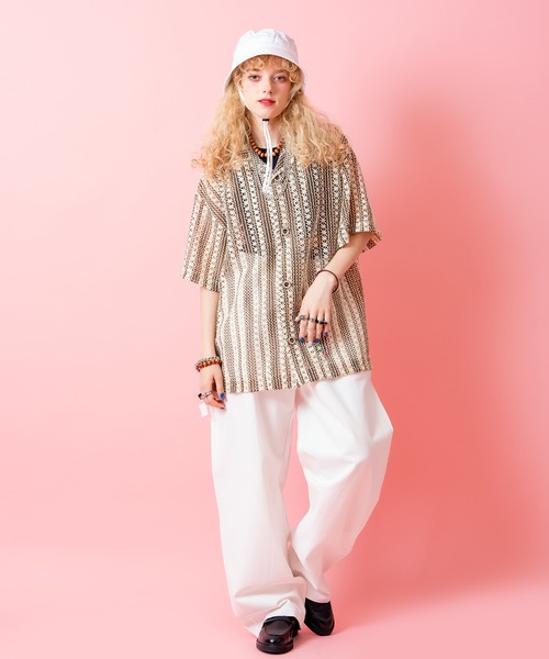 a.p.o.v.(エーピーオービー)の「a.p.o.v. レトロストライプ柄クロシェニット風オーバーサイズオープンカラーシャツ(シャツ/ブラウス・メンズ・ブラック/ブラウン・ONESIZE)」の8枚目の写真