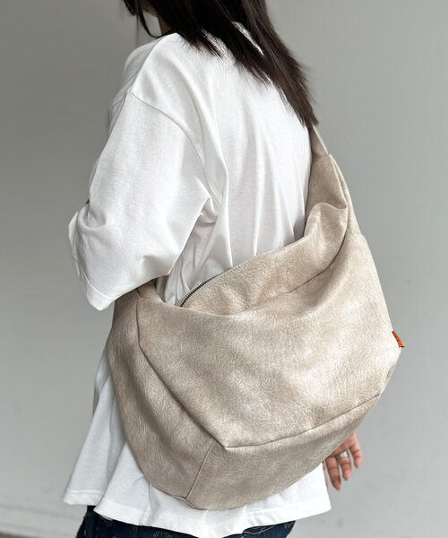 期間限定値下げ依頼価格⑅︎◡̈︎*JOSEMOON CURVE LINE SHEER セール/ブランド古着】ショルダーバッグ（ショルダーバッグ