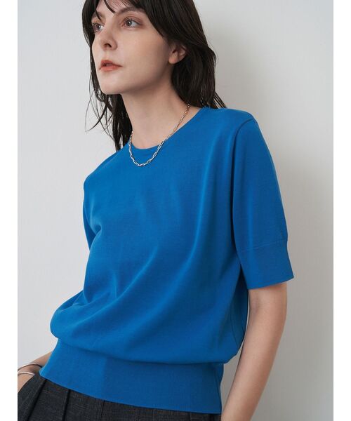 ELENDEEK(エレンディーク)の「ハイツイストハーフスリーブニット(ニット/セーター・レディース・ベージュ/ブラック/ブルー・FREE)」の4枚目の写真