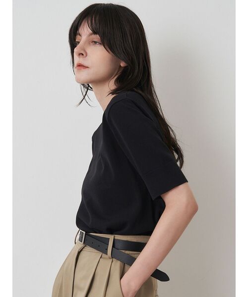 ELENDEEK(エレンディーク)の「ハイツイストハーフスリーブニット(ニット/セーター・レディース・ベージュ/ブラック/ブルー・FREE)」の15枚目の写真