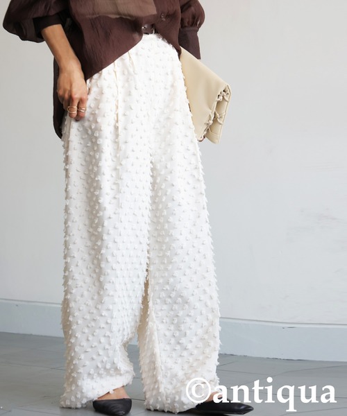 antiqua（アンティカ）の「フリンジワイドストレートパンツ（その他パンツ・レディース・アイボリー/ブラック・MEDIUM/LARGE）」の2枚目の写真