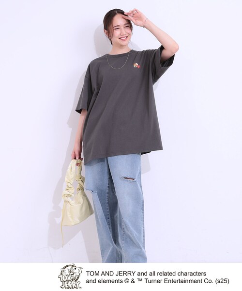 Cutie Blonde（キューティーブロンド）の「【TOM and JERRY 別注】BIG T（Tシャツ/カットソー・レディース・チャコール/ブラック系1・00）」の5枚目の写真