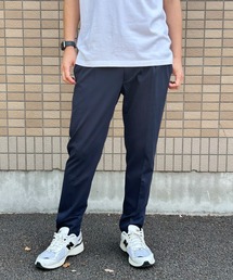 テーパードイージーパンツ