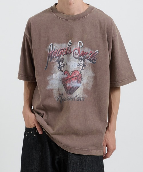 Perushu（ペルーシュ）の「アソートグラフィックユーズドTシャツ（Tシャツ/カットソー・メンズ・ブラック/オフホワイト/ブルー/チャコールグレー/スモークグレー/ピンク/ライトグレー/ワインレッド/ブラック系/ダークグレー・MEDIUM/LARGE）」の7枚目の写真