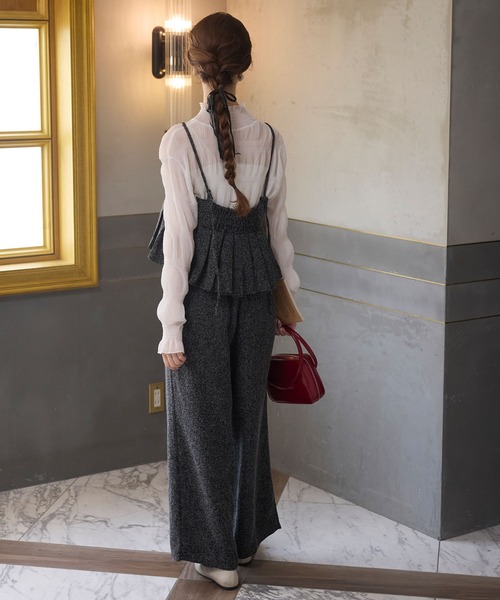 BONLECILL noir（ボンルシールノワール）の「【BONLECILL noir】＜セットアップ対応＞ツイードプリーツビスチェキャミソール（キャミソール・レディース・アイボリー/ブラック/グレー・FREE）」の6枚目の写真