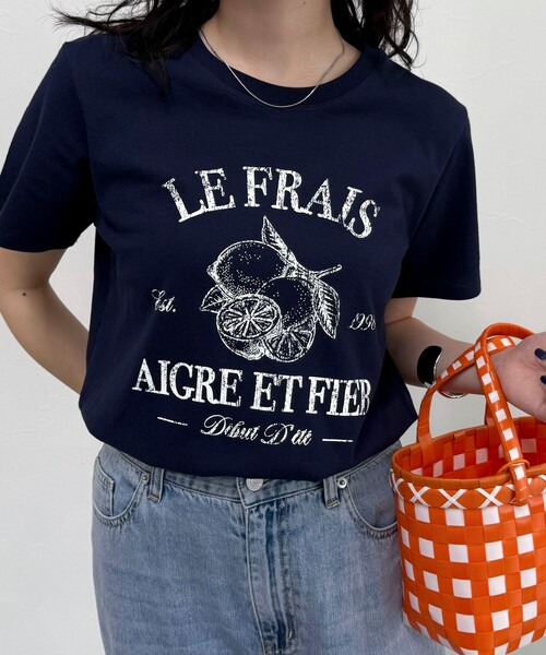 fredy emue（フレディエミュ）の「LemonコンパクトグラフィックTシャツ（Tシャツ/カットソー・レディース・ブラウン/ネイビー/オフホワイト・38）」の16枚目の写真