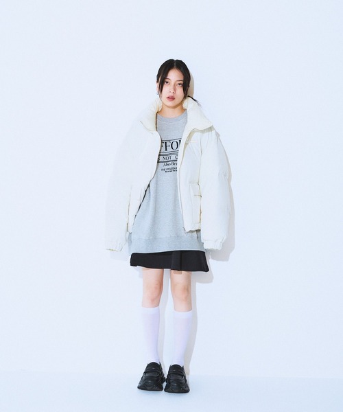 JEANASIS（ジーナシス）の「リバーシブルボリュームスタンドパファーコート/572634（ブルゾン・レディース・ブラック/ブラウン系その他/オフホワイト/ベージュ・FREE）」の22枚目の写真