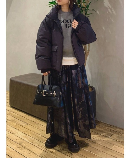 JEANASIS（ジーナシス）の「リバーシブルボリュームスタンドパファーコート/572634（ブルゾン・レディース・ブラック/ブラウン系その他/オフホワイト/ベージュ・FREE）」の16枚目の写真