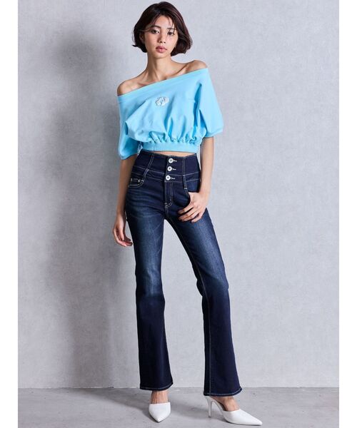 GYDA(ジェイダ)の「GDエンボスオフショルトップス(Tシャツ/カットソー・レディース・ブラック/オフホワイト/ピンク/スカイブルー・FREE)」の8枚目の写真