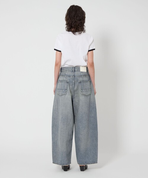 ASTRAET(アストラット)の「<ASTRAET> BIG バルーンデニムパンツ UNISEX(デニムパンツ・レディース・ライトブルー・0/1/00)」の2枚目の写真