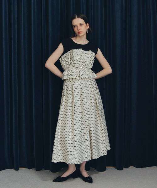 YECCA VECCA(イェッカヴェッカ)の「タックフレアスカート(スカート・レディース・ストライプ/ドット・S/M)」の1枚目の写真