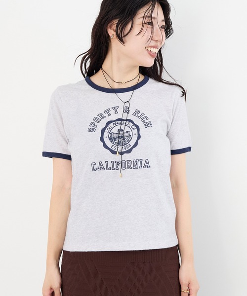 SPORTY&RICH（スポーティアンドリッチ）の「【SPORTY & RICH】"CALIFORNIA"ロゴプリント ラインソフトTシャツ（Tシャツ/カットソー・レディース・ライトグレー・S）」の13枚目の写真