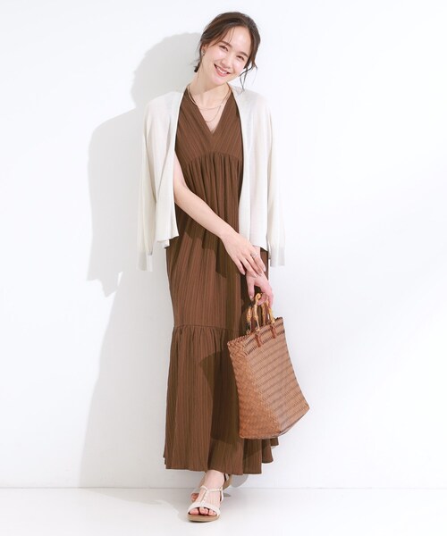 DRESKIP（ドレスキップ）の「【S-LL】後ろ姿も抜かりなく 1枚でサマ見え ティアードワンピース（ワンピース・レディース・ブルー系その他/ブラック/ダークブラウン・04/03/02/01）」の10枚目の写真